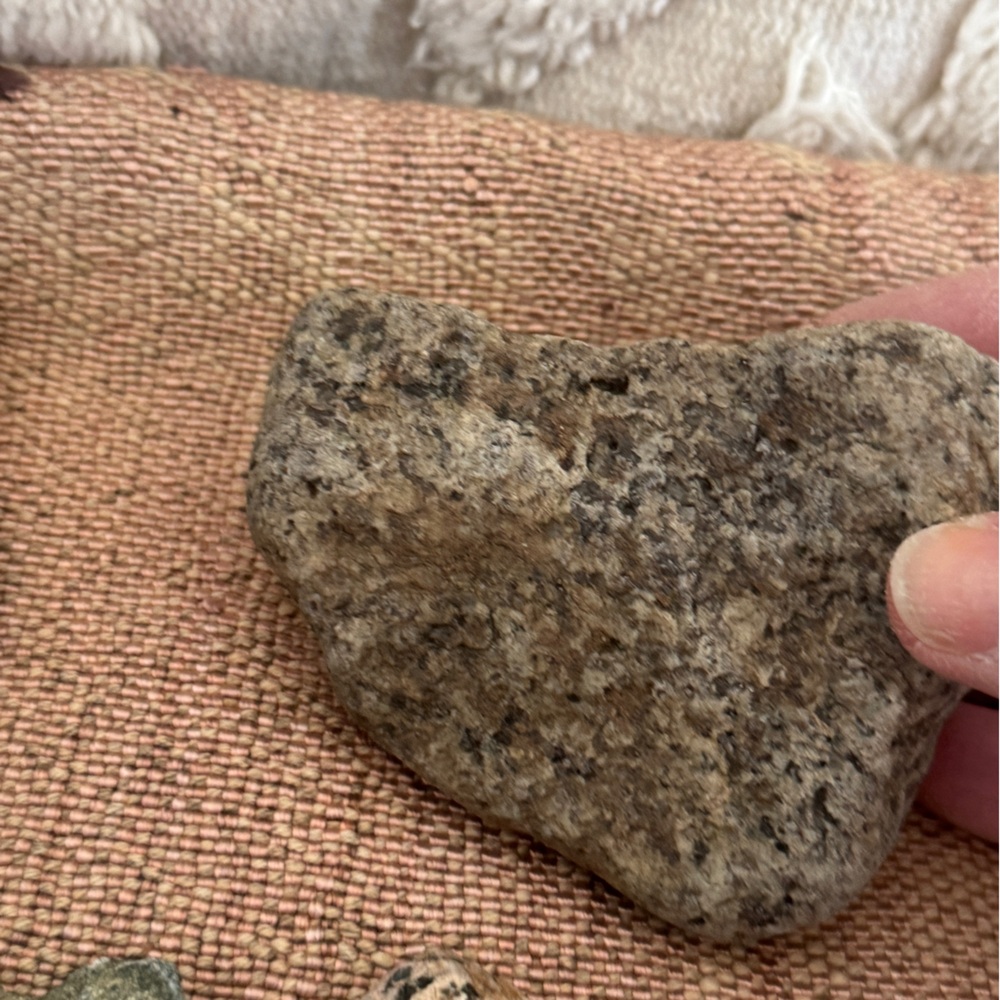8 Heart Shaped Rocks - Picture 10 of 15